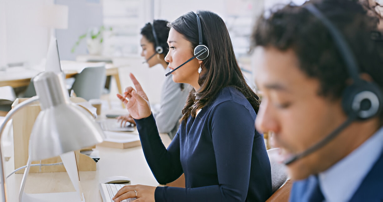 Support team assisting patients by phone